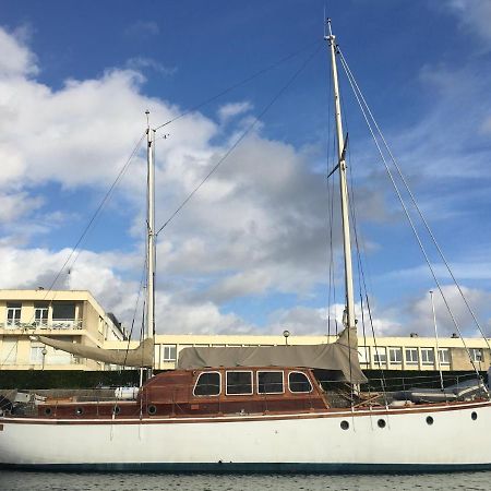 Port Deauville Yacht vintage Exterior foto